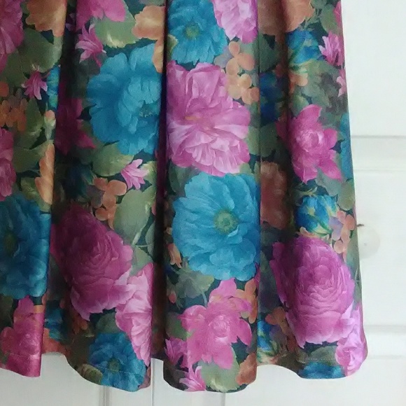 Floral Print A-Line Dress - Picture 3 of 4